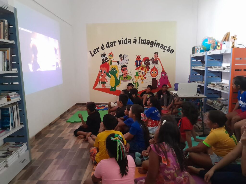 Como a Barra do Pará está Transformando a Educação nas Comunidades do Interior do Pará 3 FOTO BIBLIOTECA 7 1