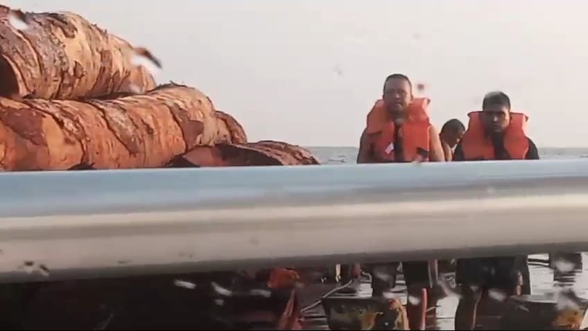 Resgate de Tripulantes - Barra do Pará